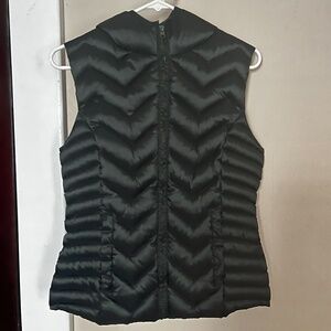 Be by Blanc Noir Hooded Puffer Vest Women